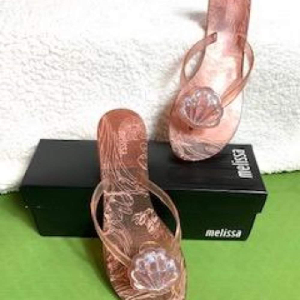 Melissa Seashell Fruit Scented Flip Flops - Picture 7 of 14